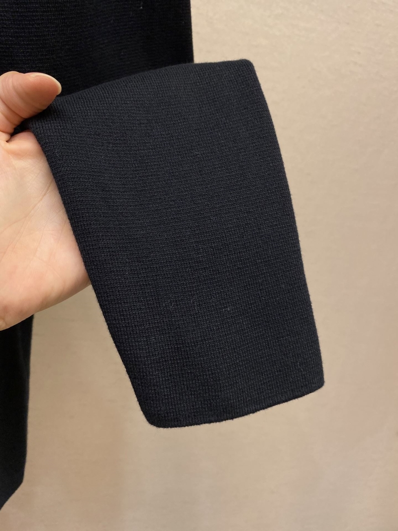 chr1st1an D10r sweaters